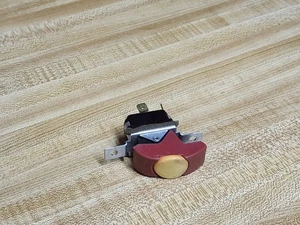 Interruptor de alimentación de sierra de brazo radial Craftsman 113,xxx  - Imagen 1 de 8