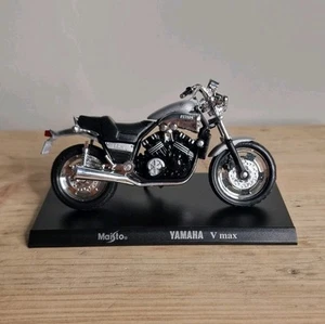 maisto 1 18 Mega Bikes Motorcycle Yamaha v max - Picture 1 of 3
