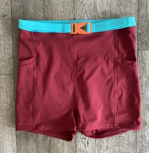 Fabletics Motion365 Hike Shorts L Red High Waisted w/Buckle Side Pockets Stretch - Picture 1 of 7