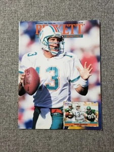 BECKETT FOOTBALL CARD MONTHLY DECEMBER 1992 ISSUE #33 DAN MARINO - Picture 1 of 2