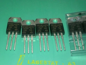2 Stück BTA08-600TW STM Triac 600V 8A Igt=5mA Logic Level TO220AB (M4936) - Picture 1 of 1