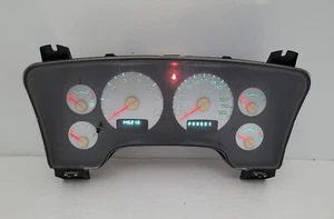 Grupo de instrumentos Dodge RAM 1500 2003-2005 usado P#P560000953AJ - Imagen 1 de 7