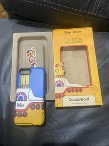 THE BEATLES YELLOW SUBMARINE IPHONE SE HÜLLE VON CASELY Neu im Karton - Bild 1 von 3