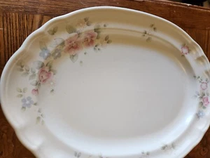Pfaltzgraff Tea Rose Large Oval Platter w/Scalloped Edge 14 1/2 x 10" - Picture 1 of 4