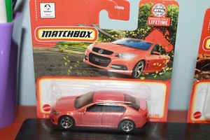 HOLDEN - VF COMMODORE SSV - 2013 - MATCHBOX 2024 - SCALA 1/64 - Foto 1 di 5