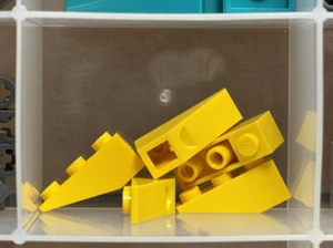 LEGO Parts - Yellow Slope, Inverted 33 3 x 1 - No 4287 - QTY 5 - Picture 1 of 1