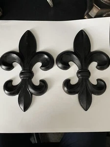 Cast Iron Fleur De Lis Wall Plaque Sign Rustic Victorian Antique Style 9 1/2 in - Picture 1 of 7