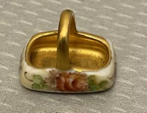 Casa delle bambole vintage dipinta a mano Limoges Francia miniatura cesto aperto piccolo oro 1" - Foto 1 di 11