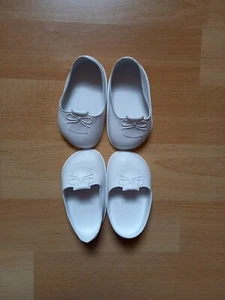 2 Paar Puppenschuhe aus Weichplastik - Bild 1 von 1