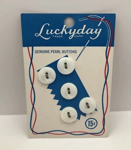 Bottoni vintage Luckyday 1/2" perle originali 2 fori 5 su carta - Foto 1 di 2