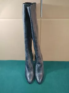 Versace tall leather boots with COA - Picture 1 of 11