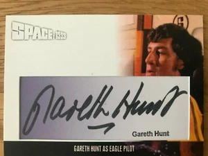 SPACE 1999 SERIES 4: CUT AUTOGRAPH CARD: GARETH HUNT AS EAGLE PILOT GH3 - Picture 1 of 1