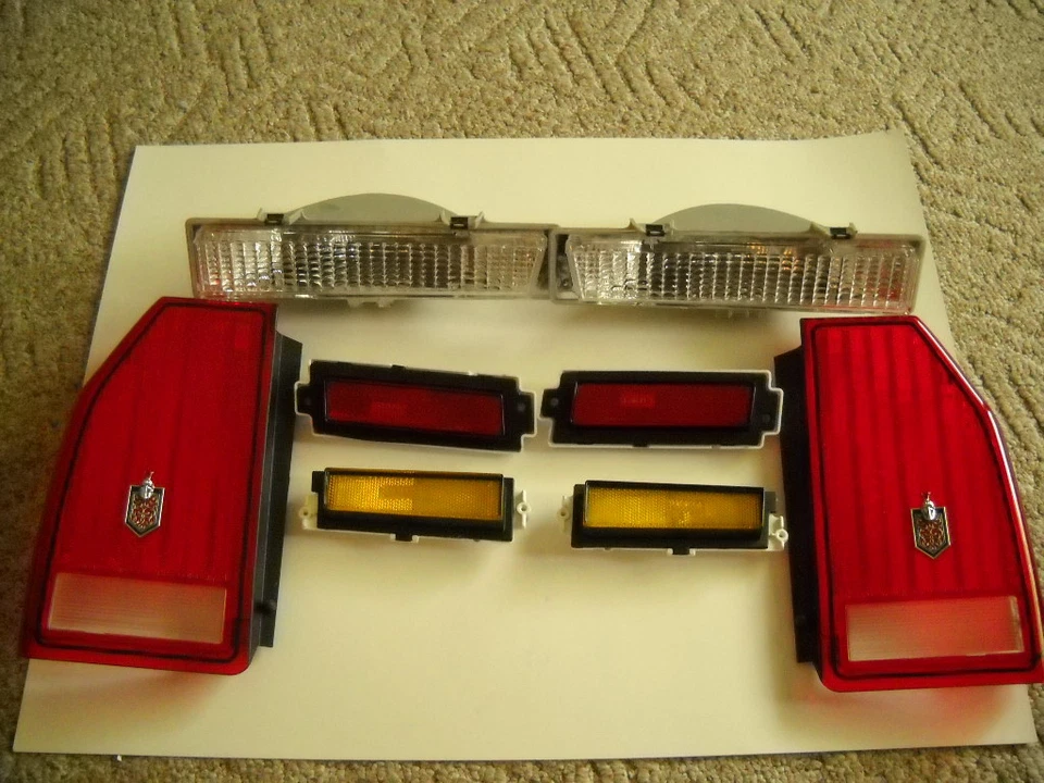 1987-1988 Monte Carlo SS NUEVO Juego completo de luces de 8 piezas  Foto 1 de 1