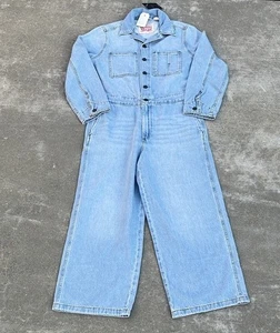NWT Levi’s Iconic Jumpsuit - Celebrate the Moment - Light Wash - Women’s Size S - Picture 1 of 10