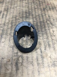 New Old Stock Ford Genuine Parts Retainer Part #4F9Z-15A862-AA. - Picture 1 of 6