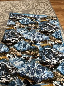 Eagle Pattern Fleece Blanket - Handmade- 52 x 41 - Picture 1 of 11
