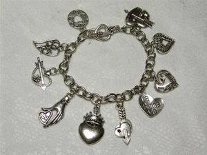 BRACCIALE CIONDOLO CYNTHIA LYNN "VALENTINES"" ARGENTO CUORE TIBETANO AMORE - Foto 1 di 1