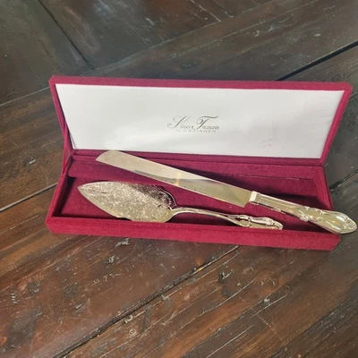 Juego para servir pasteles de plata Foto 1 de 3