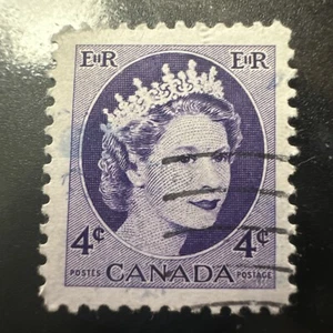 Estampilla de franqueo de la reina Isabel II, ER, Canadá, púrpura, 4c, 1954 - Imagen 1 de 2