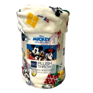 Disney Holiday Mickey & Friends Oversized Big Plush Throw 5ftx6ft Christmas - Picture 1 of 10