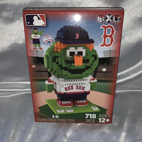 BRXLZ Red Sox Mascot Wally NEW RARE Figure 718 Pieces Cover