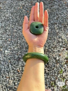 hetian jade bangle Set green size 57.4 - Picture 1 of 12