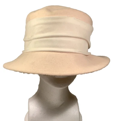 Essentials Headwear- 100% Wool Winter Cream Vintage Hat w/Ribbon Sash- NOS NWT🤍 - Image 1 of 4