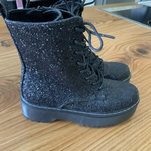 Botas de Combate UNION BAY Mujer Lentejuelas Negras Cremallera Lateral Talla-6.5, Nunca Usadas - Imagen 1 de 9