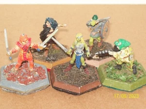 Citadel Ral Partha Miniatures Dated 1986 - 1987 Samauri Fighters Thief & Sci-Fi - Picture 1 of 11