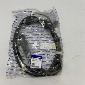 Genuine Volvo Wiring Harness. Cable Harness Tailgate. (Right) 32212122 - Picture 1 of 3