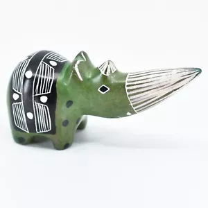 Crafts Wohnwagen geschnitzter Speckstein grünes Nashorn Figur Made in Kenia - Bild 1 von 5