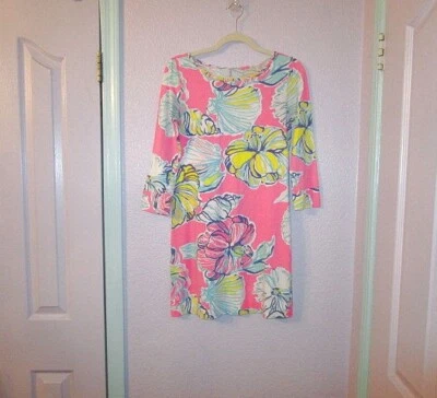 Túnica Lilly Pulitzer Marlowe tamanho XS conchas manga 3/4 varrida pelas marés - Imagem 1 de 4