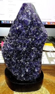 LARGE POLISHED AMETHYST  CRYSTAL CLUSTER FORMATION GEODE FROM URUGUAY WOOD STAND - Picture 1 of 5