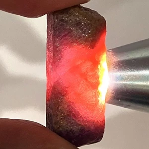 51,48 ct - natürlicher 100 % sehr guter grober zweifarbiger blau lila Saphir Madagaskar - Bild 1 von 5