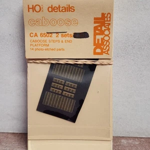 Details Associates 6502 Dienstwagen Teile Endstufen & Plattformen Fotoätzmetall - Bild 1 von 3