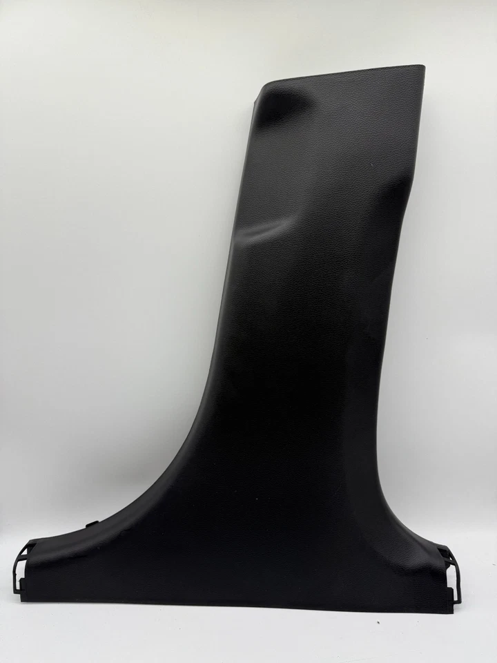 OEM 85845-A7000 Negro TRIM ASSY-CTR PILLAR LWR Derecho para Kia Forte 2014~2018 Foto 1 de 3