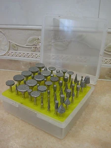 50 THK Diamante Recubierto Puntos de Molienda Rotatoria Joyería Burs GRIT 120 - Imagen 1 de 6