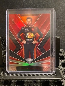 Martin Truex Jr. 2023 Chronicles - XR Red #25/99 Card # 6 - Foto 1 di 2