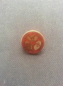 Vintage red Enamel membership Badge W M S / MWS Social & Sports Club Fattorini - Picture 1 of 2