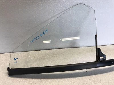 1989 Chevrolet Cavalier Rear Vent Glass Assembly Drivers Side 4 Door Sedan ONLY - Изображение 1 из 4