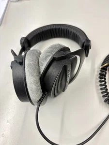 Beyerdynamic DT 990 Pro - 250 Ohm Kopfhörer - Schwarz - (kaum im Einsatz) - Bild 1 von 3