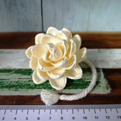 8 Lotus Sola Wood Diffuser Flowers 6 cm Dia. with cotton rope. For Craft - Image 1 of 4
