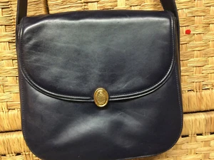 Vintage Mark Cross Navy Shoulder Handbag A Flap Clasp Closure Sz 10"x9"x3" - Picture 1 of 10