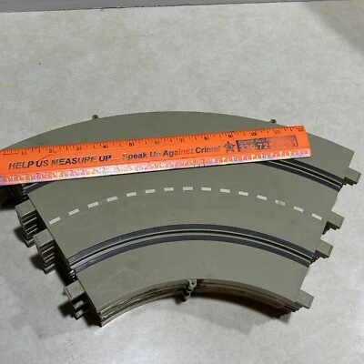 "9 piezas de pista - monograma 1/32 1/24 pista de coche ranura (9) curva 1965 - 14"" #2 - leer" Foto 1 de 4