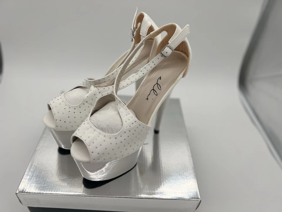 Ellie Shoes 709-WICKED 7 Inch Stiletto With Studs White Sz 10 - Image 1 of 4