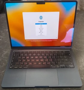 Apple MacBook Air 13" (256GB SSD, M2, 8GB RAM) Midnight Blue - Afbeelding 1 van 7