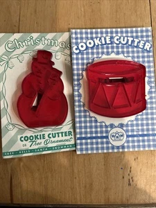 2 Vintage New HRM Snowman & Drum Cookie Cutters Red Translucent Plastic - Picture 1 of 3