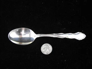 ONEIDA 1881 ROGERS SILVERPLATE FLIRTATION  LARGE 6 3/4" PLACE  OVAL SOUP SPOON - Picture 1 of 5