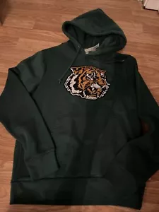 Felpa con cappuccio uomo Old Navy ricamata tigre grafica tema college verde taglia XS - Foto 1 di 5