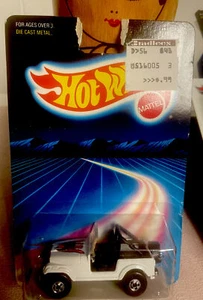 Hot Wheels Jeep CJ-7 White Black Interior #3953 Rainbow Card 1987 - Picture 1 of 2